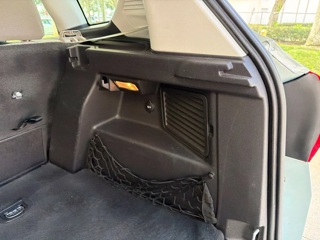 Used 2014 White Ford SE image 32
