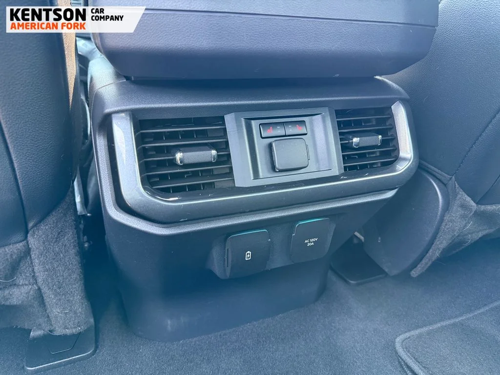 Used 2023 Black Ford Lariat image 38
