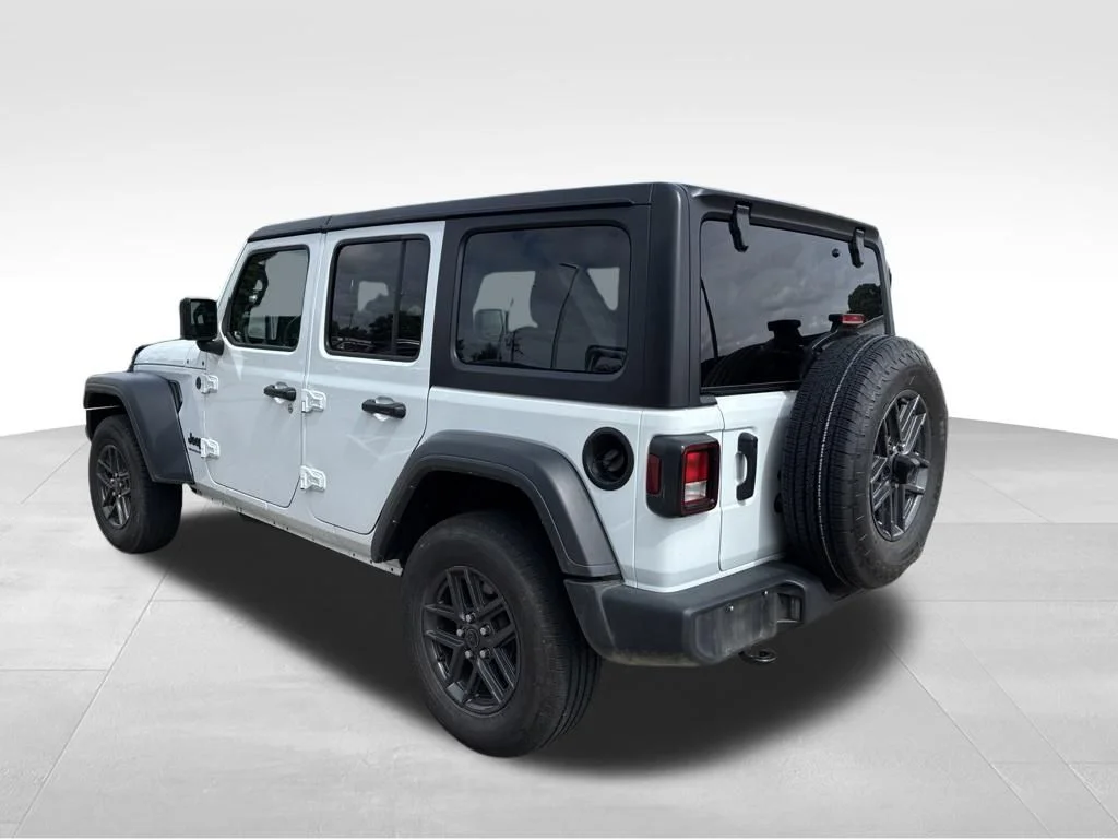 Used 2024 White Jeep Sport S image 3