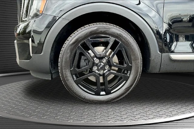 Certified Used 2023 Black Kia EX X-Line image 34