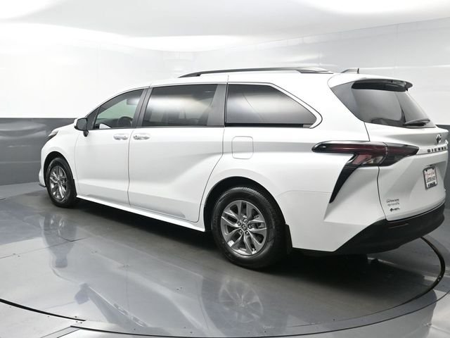 Used 2026 Beige Toyota XLE image 5
