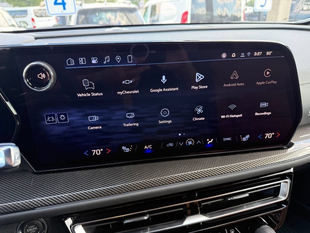 2027 Chevrolet Traverse Z71 - Photo 20