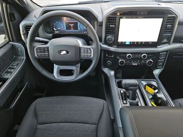 New 2026 Carbonized Gray Metallic Ford XLT image 4
