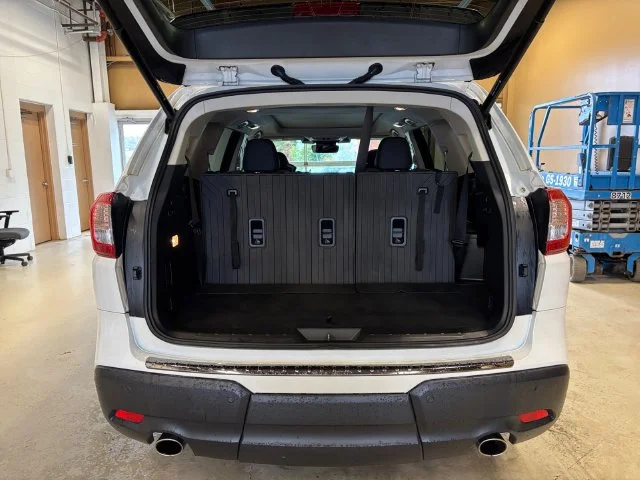Used 2024 White Subaru Onyx Edition image 25