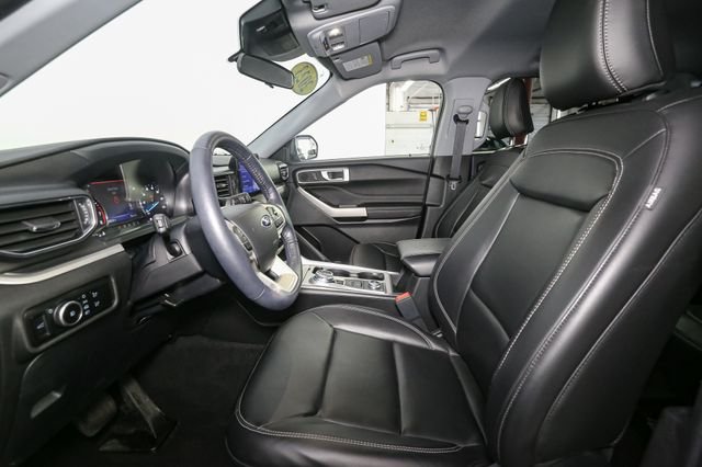 Used 2023 Black Ford XLT image 38