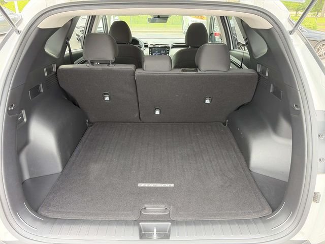 Used 2022 Gray Hyundai SEL image 9