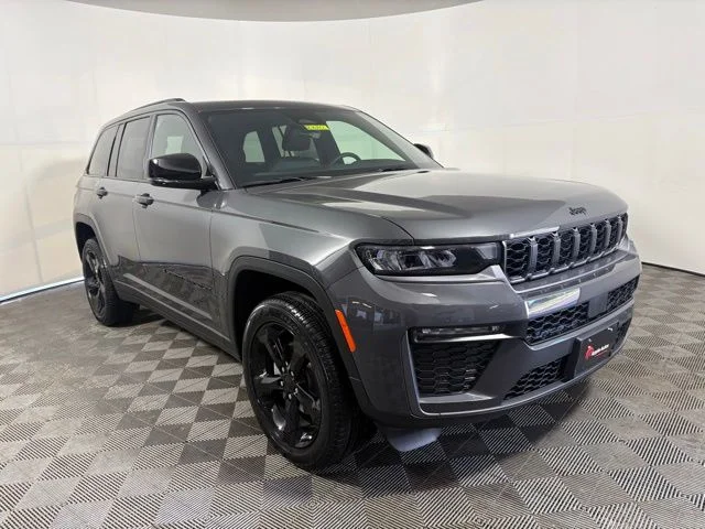 2026 Jeep Grand Cherokee Limited 4x4's photo