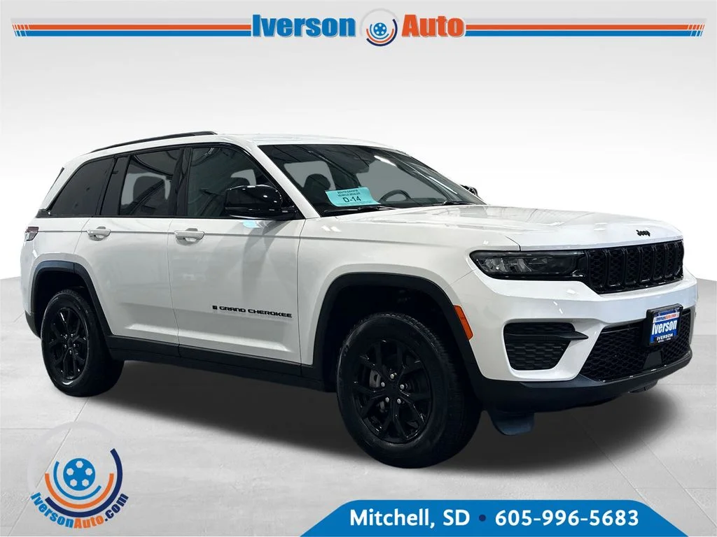 2025 Jeep Grand Cherokee Altitude 4x4's photo