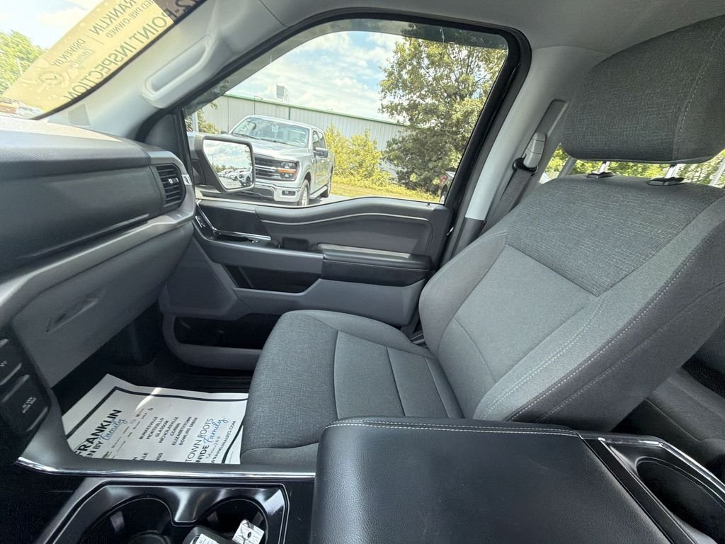 Used 2024 Black Ford XLT image 13
