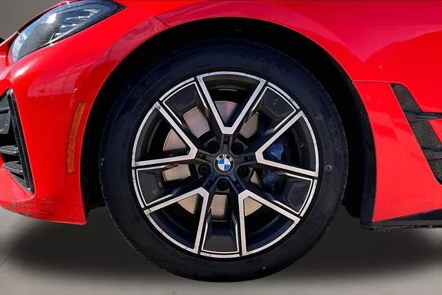 Used 2022 Blue BMW M440i xDrive image 33