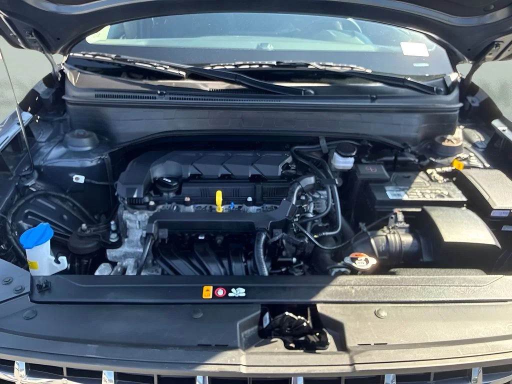 Used 2024 Black Hyundai SEL image 27
