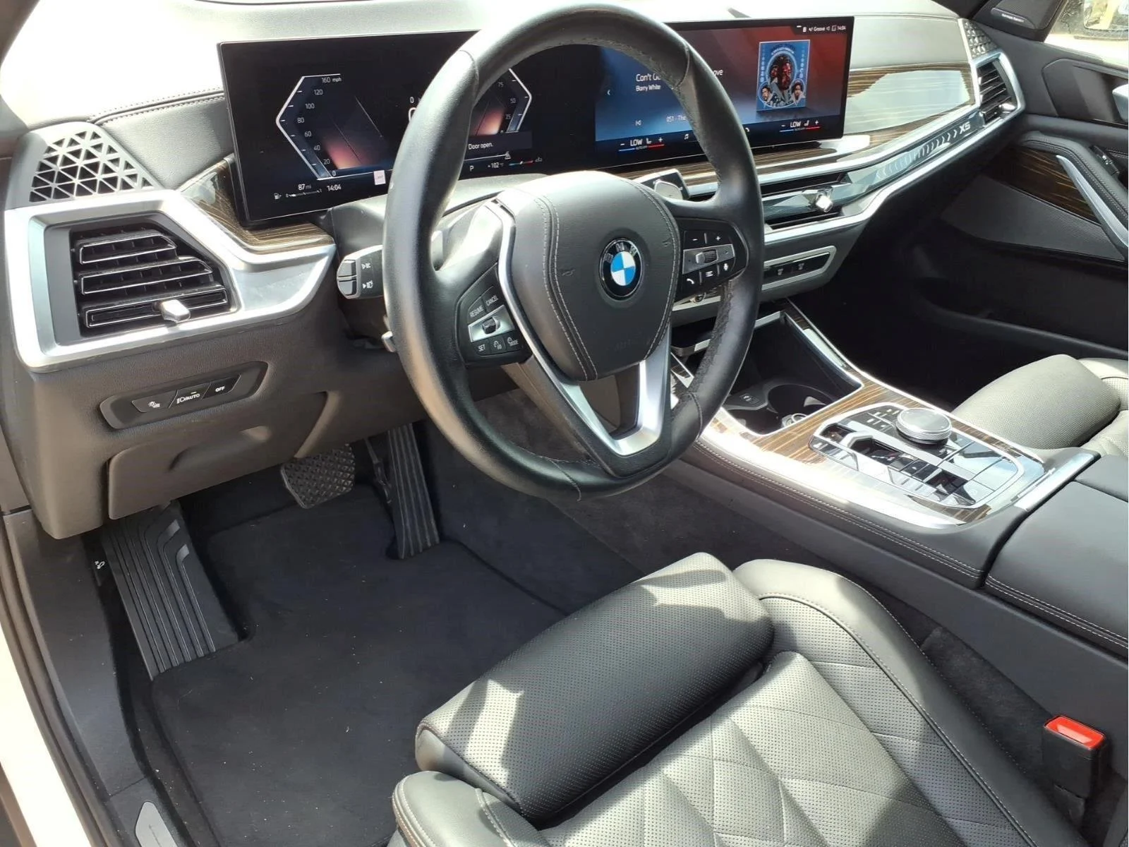 Used 2026 Alpine White BMW sDrive40i image 19