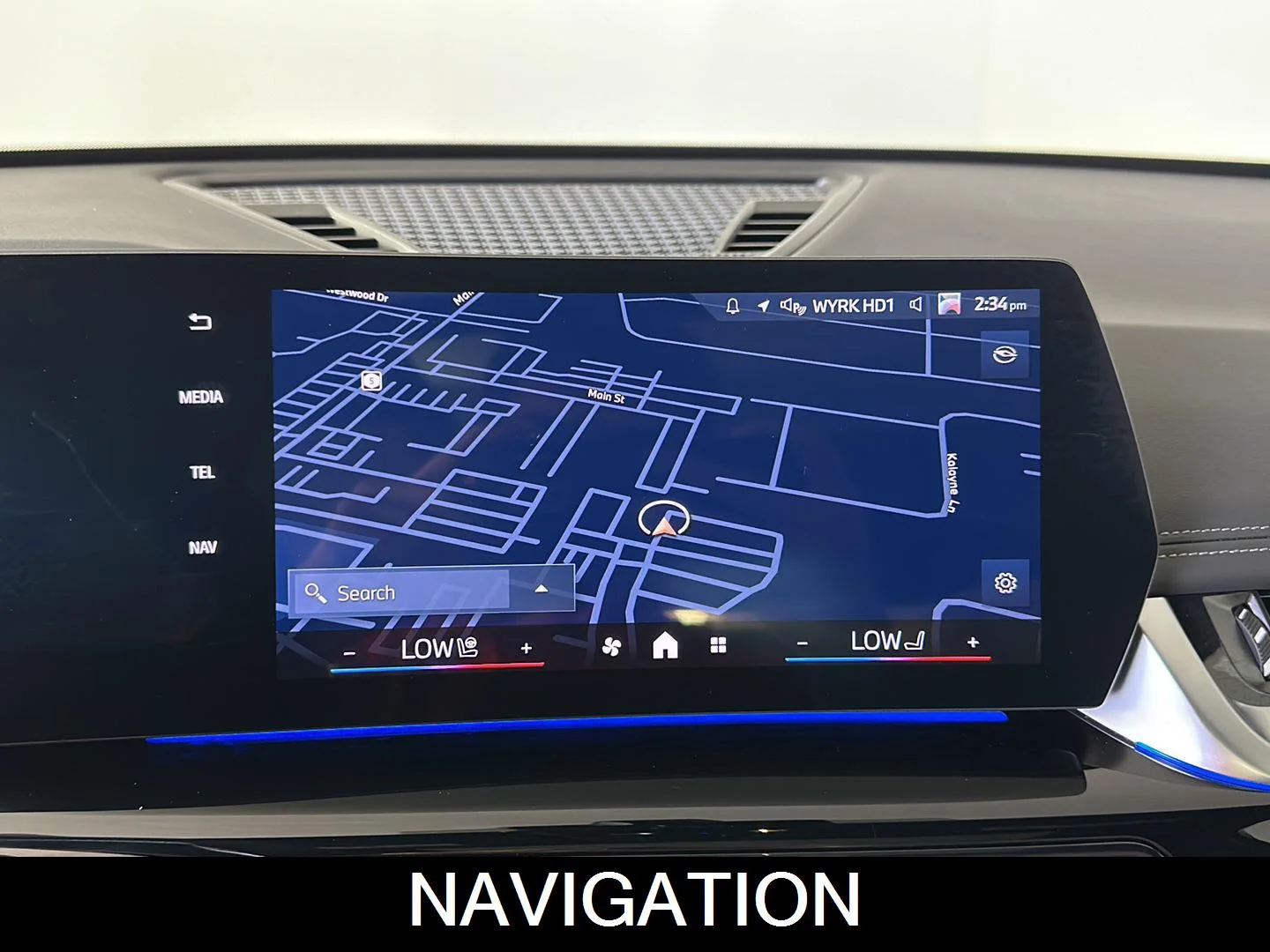 Used 2025 Space Silver Metallic BMW xDrive28i image 5