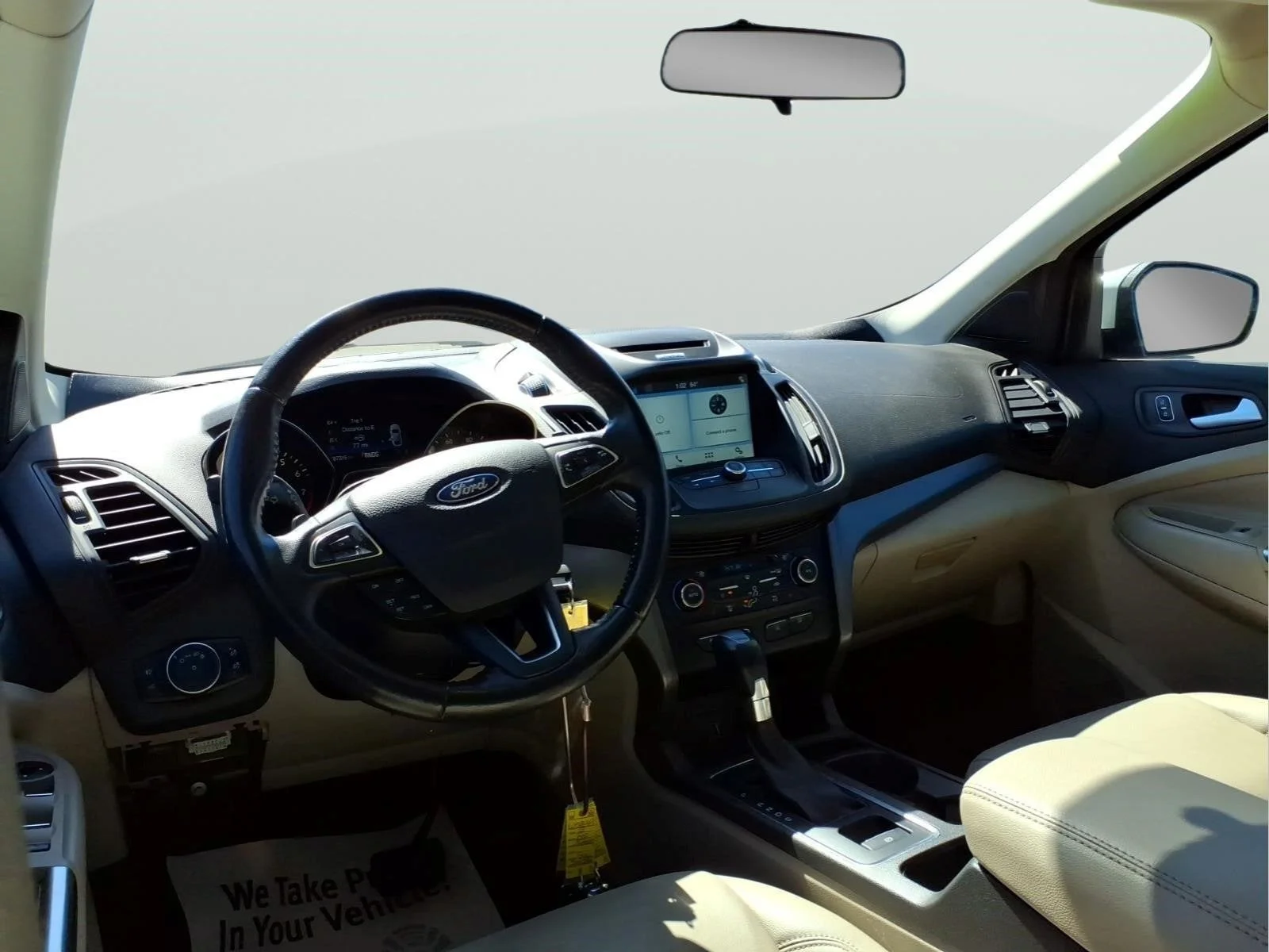 Used 2017 Oxford White Ford SE image 10