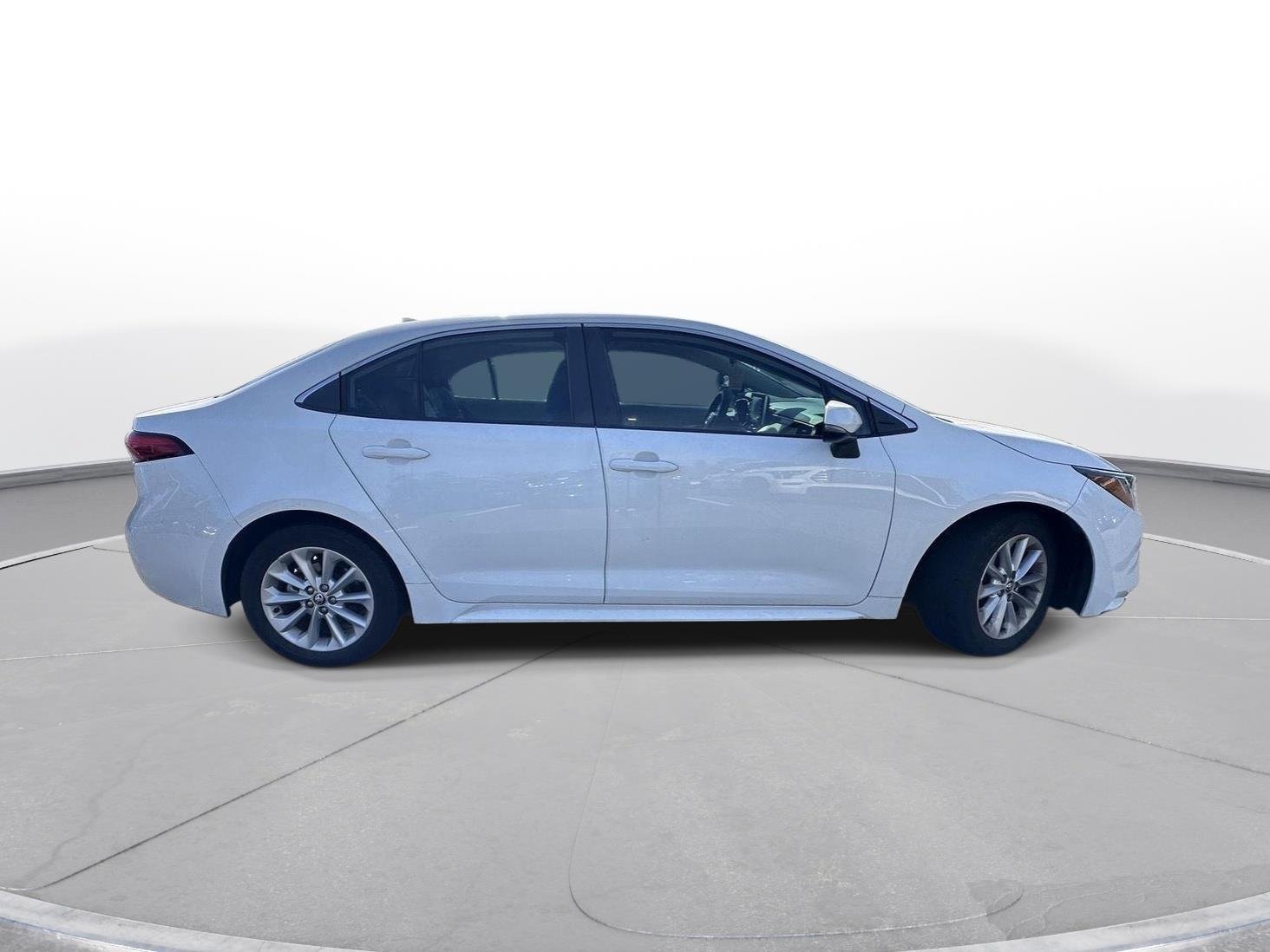 Certified Used 2021 Super White Toyota XLE image 5