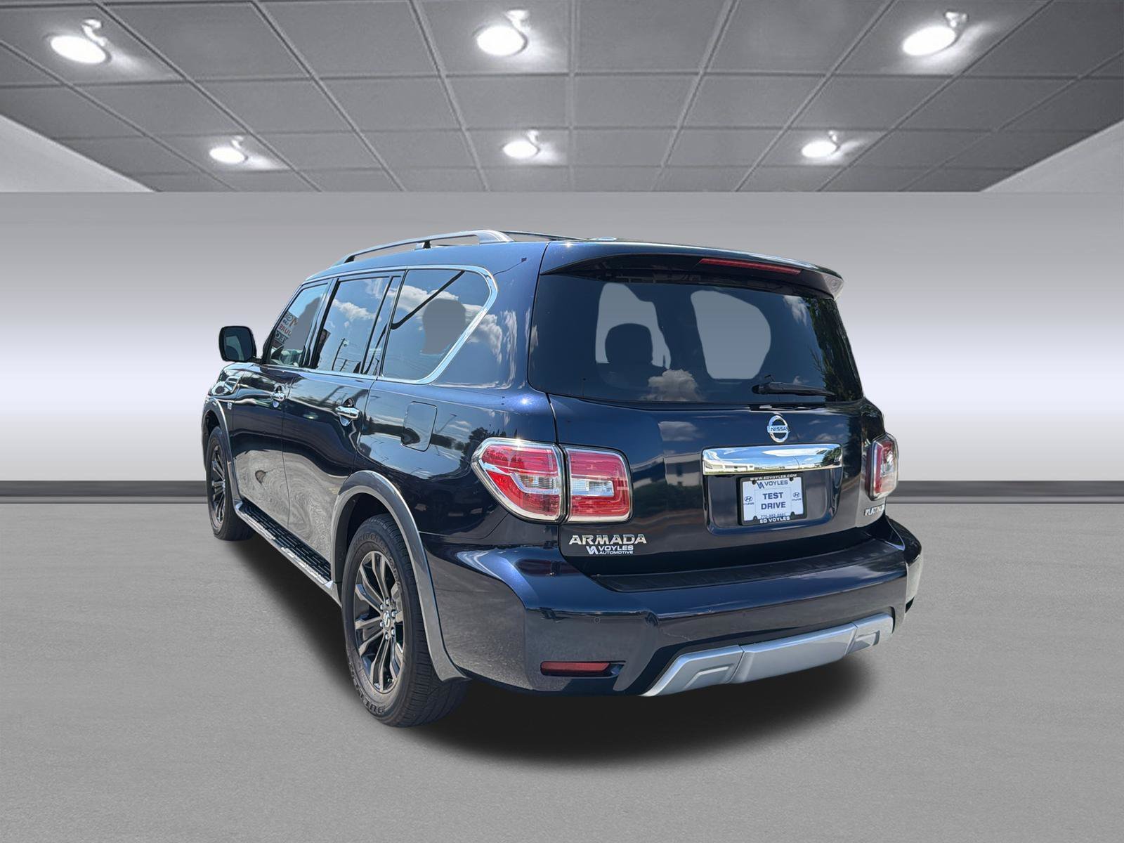 Used 2017 Hermosa Blue Nissan Platinum image 7
