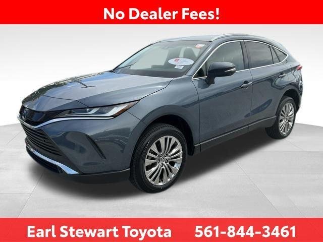Certified Used 2024 COASTAL GRAY METALLI Toyota  image 10