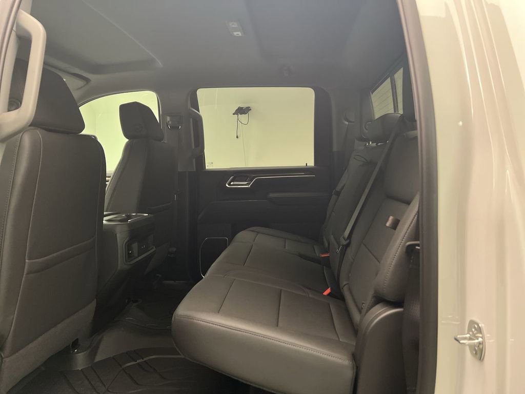 New 2026 Summit White Chevrolet LT image 22
