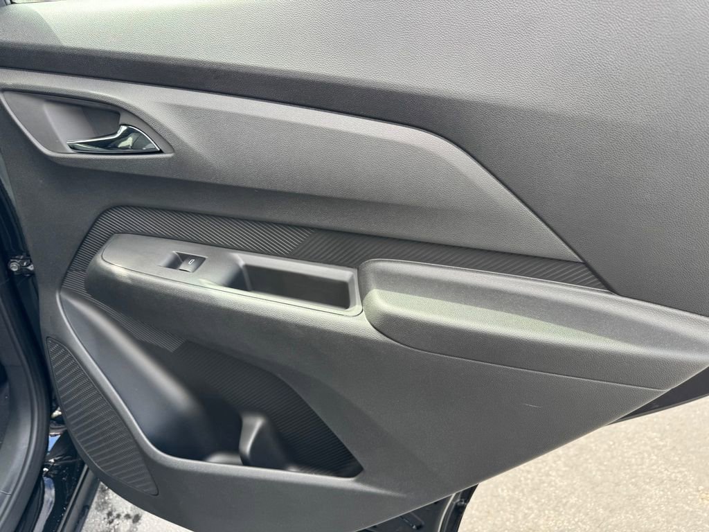 2027 Chevrolet Bolt LT - Photo 11