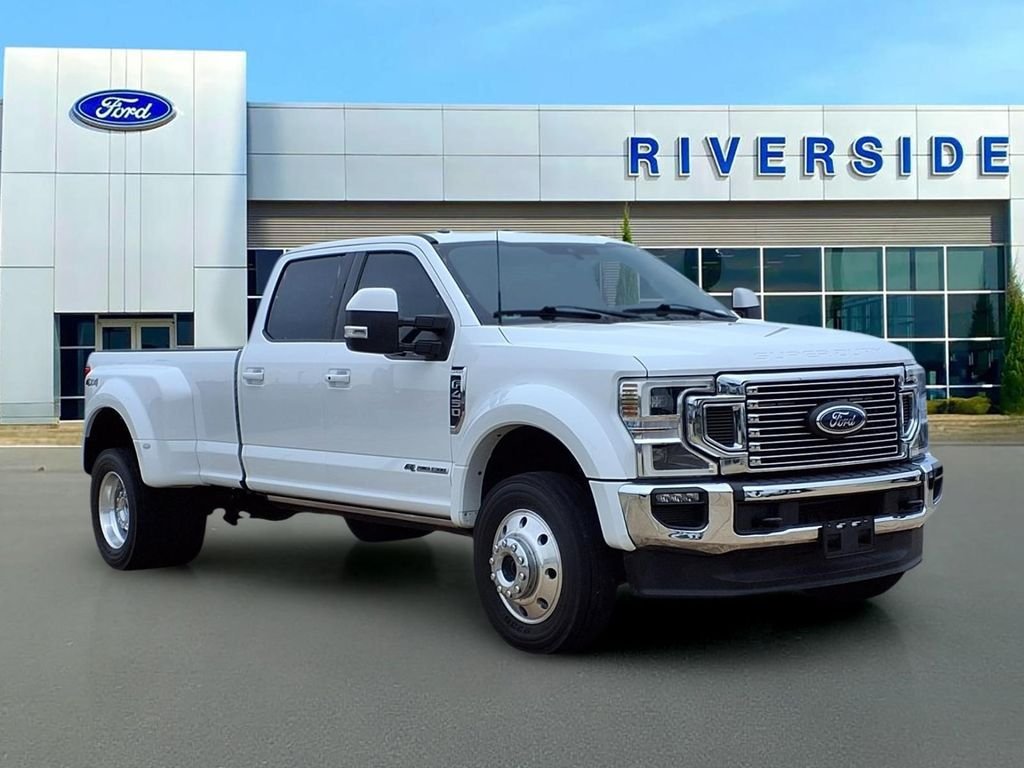 2022 Ford F-450 Lariat 4x4 Crew Cab 8' Box DRW's photo