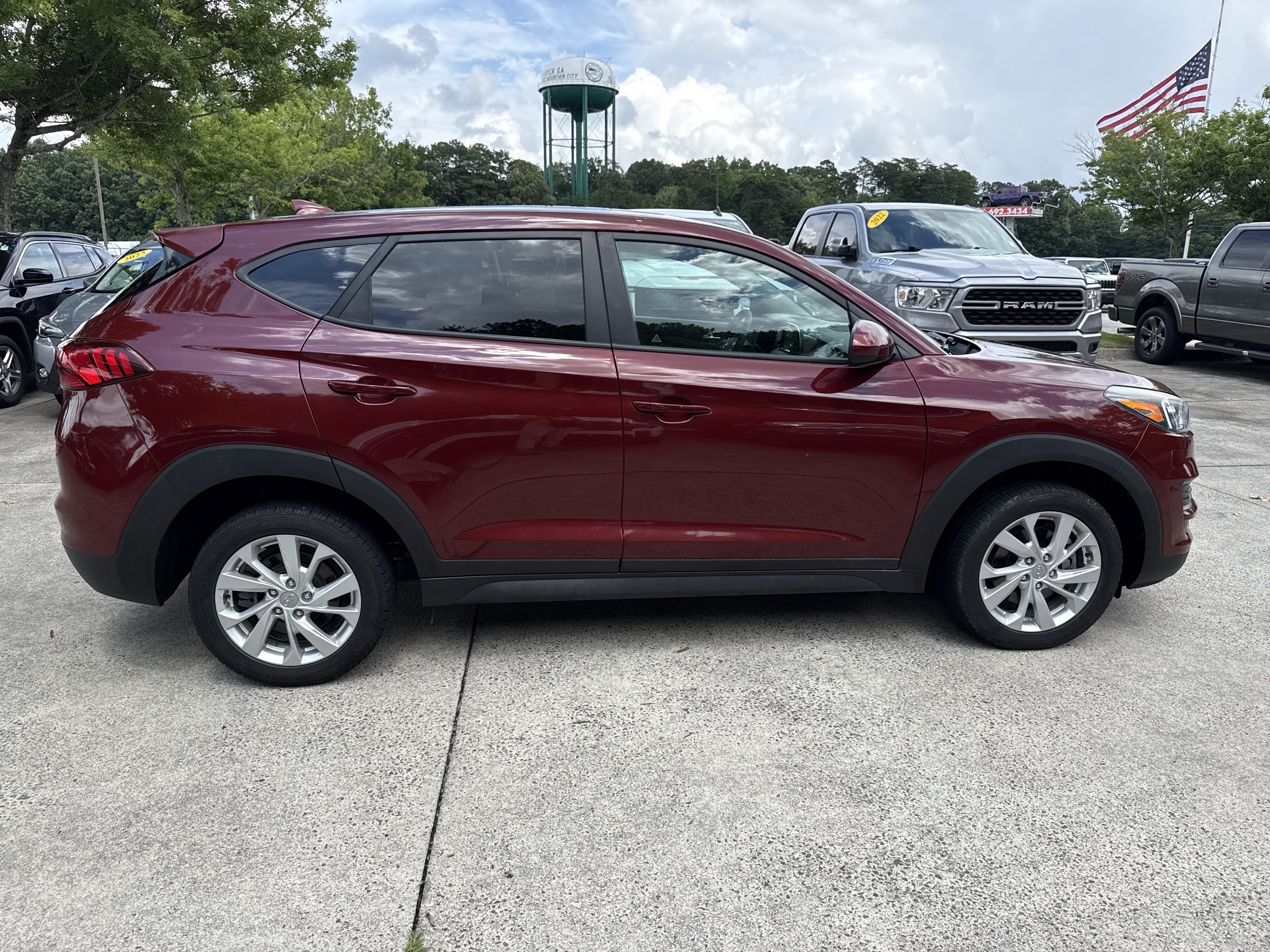 Used 2019 Gemstone Red Hyundai SE image 8