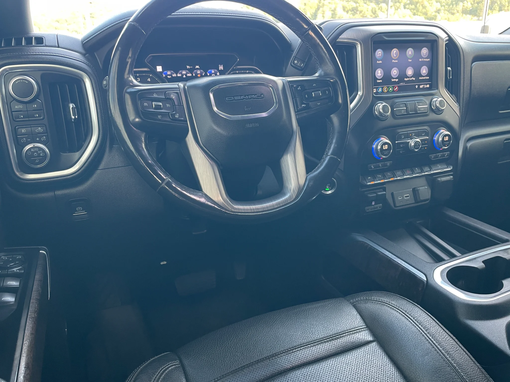 Used 2019 Dark Sky Metallic GMC Denali image 9