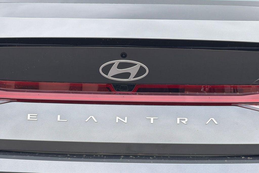 New 2026 Gray Hyundai SEL Sport Premium image 7