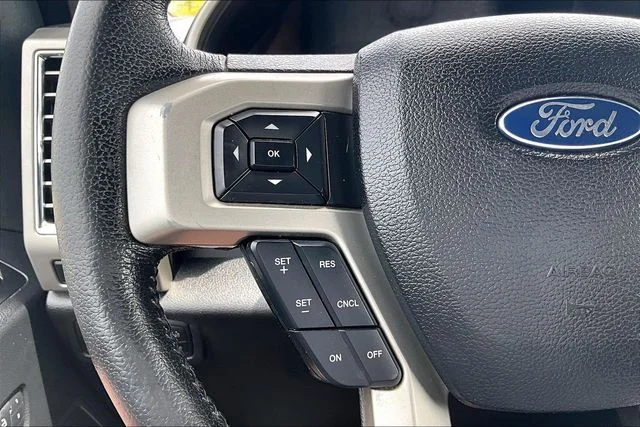 Used 2015 White Platinum Tri-Coat Metallic Ford Lariat image 12