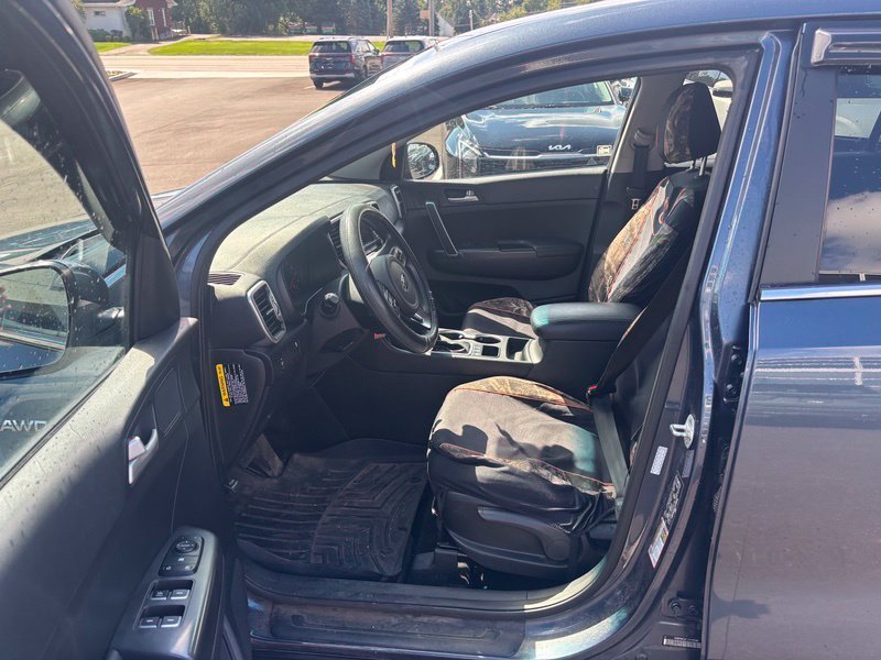 Used 2018 Blue Kia LX image 9