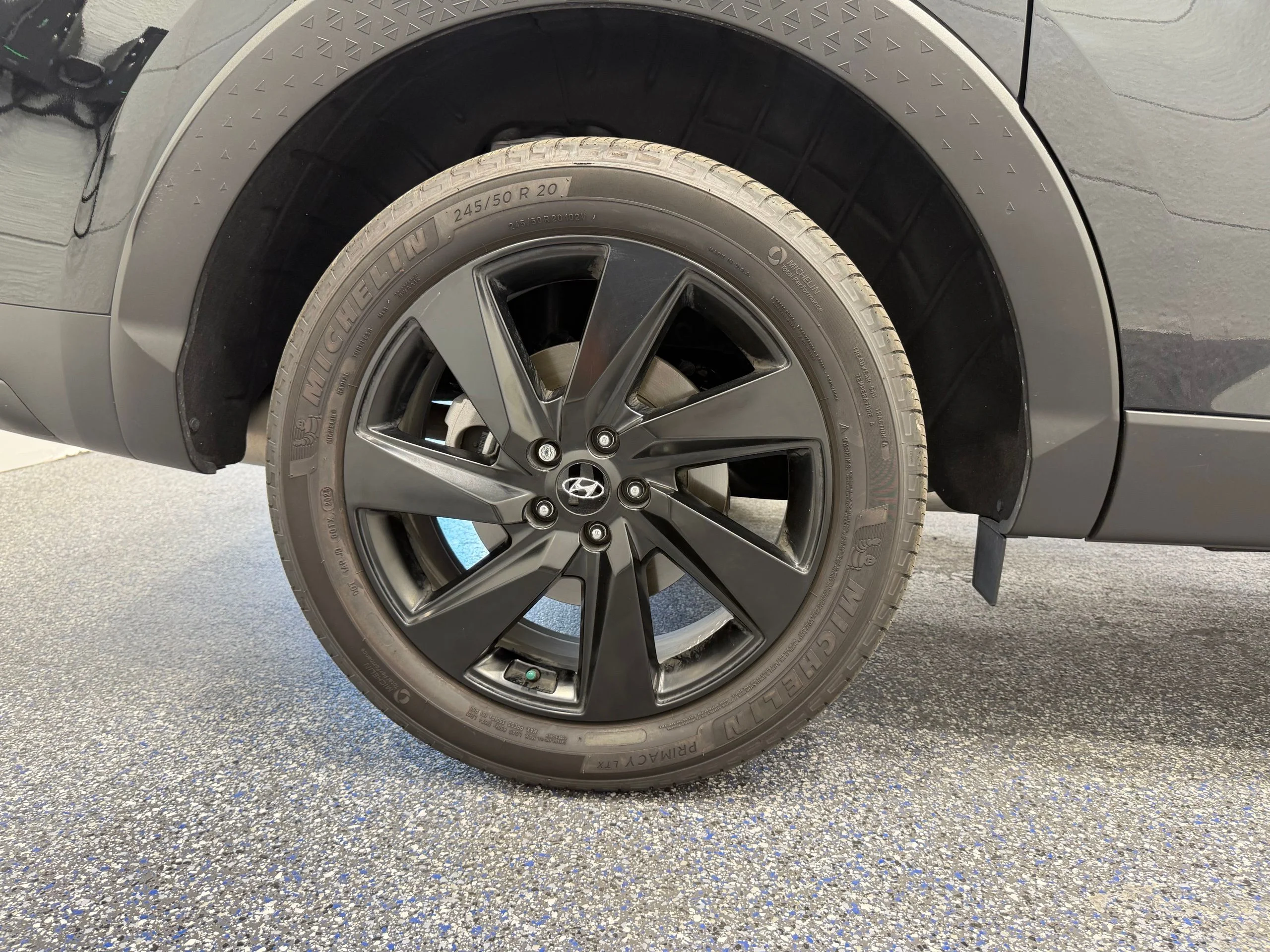 Used 2024 Black Hyundai NIGHT image 13
