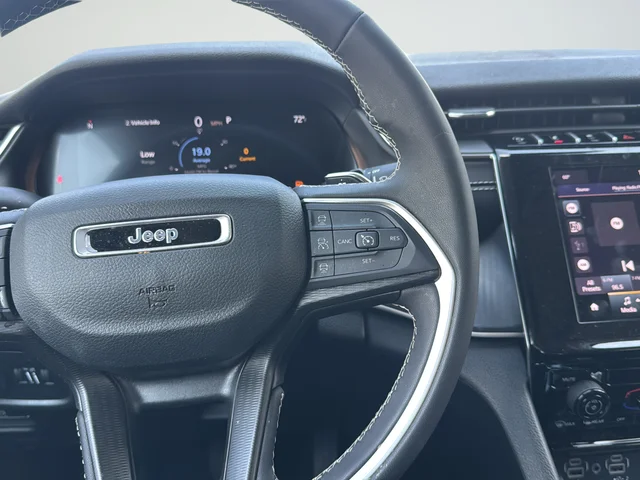 Used 2024 White Jeep Laredo X image 17