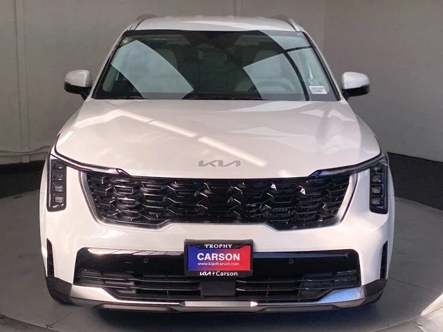New 2026 Snow White Pearl Kia EX image 8