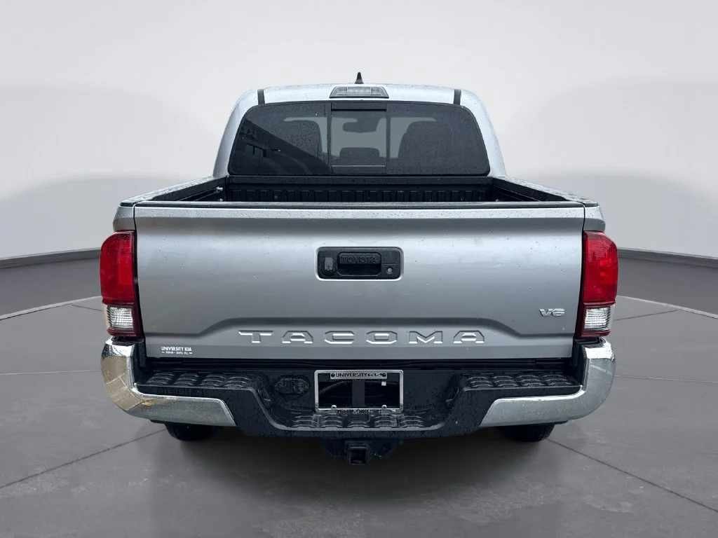 Used 2021 Silver Toyota SR5 image 6