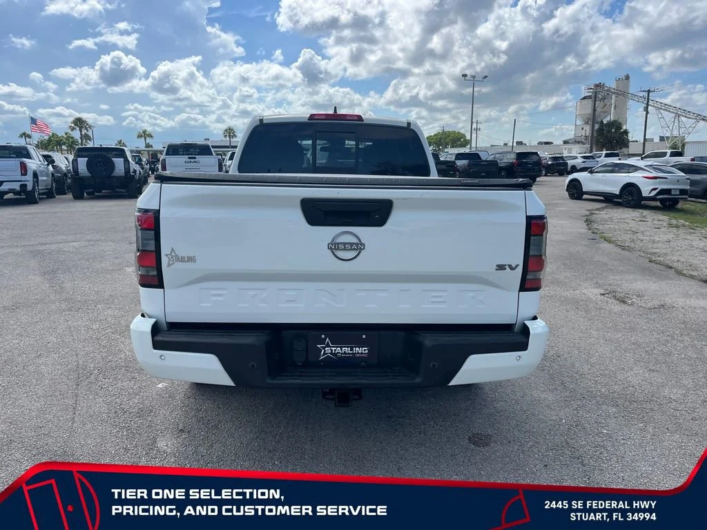 Used 2022 White Nissan Crew Cab Long Bed SV 4x2 image 6