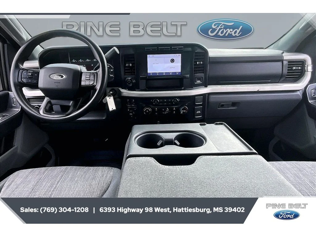Used 2023 Oxford White Ford XLT image 14