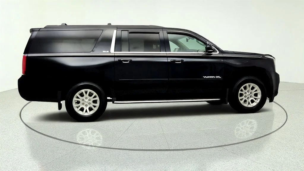 Used 2015 Onyx Black GMC 2WD 4dr SLE w/ HD Trailering Package image 4