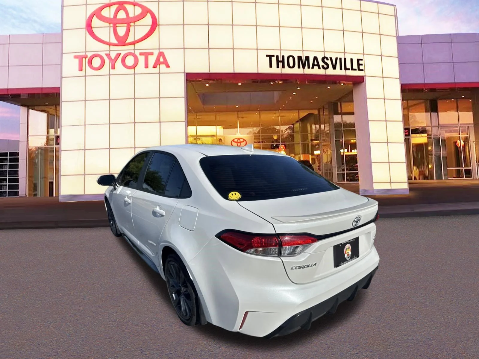 Used 2024  Toyota  image 7