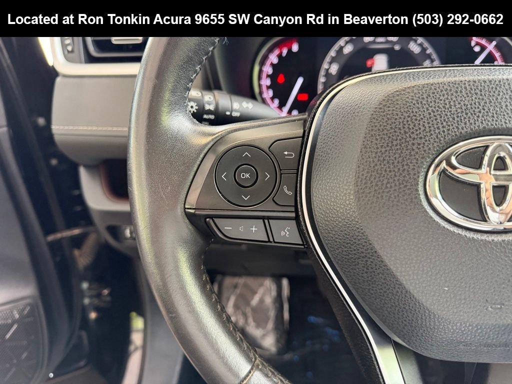Used 2019 Midnight Black Metallic Toyota Limited image 18