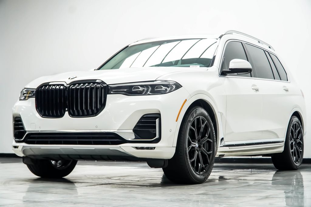Used 2019 White BMW xDrive40i image 10