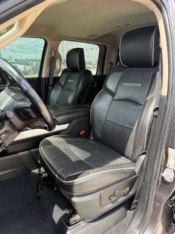 Used 2022 Granite Crystal Metallic Clearcoat Ram Laramie image 13