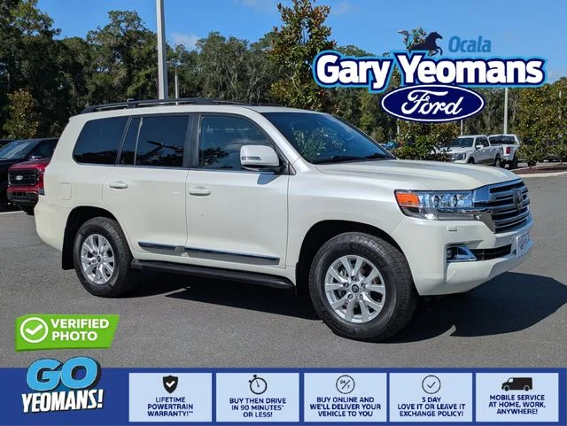 Used 2020 Blizzard Pearl Toyota Base image 1