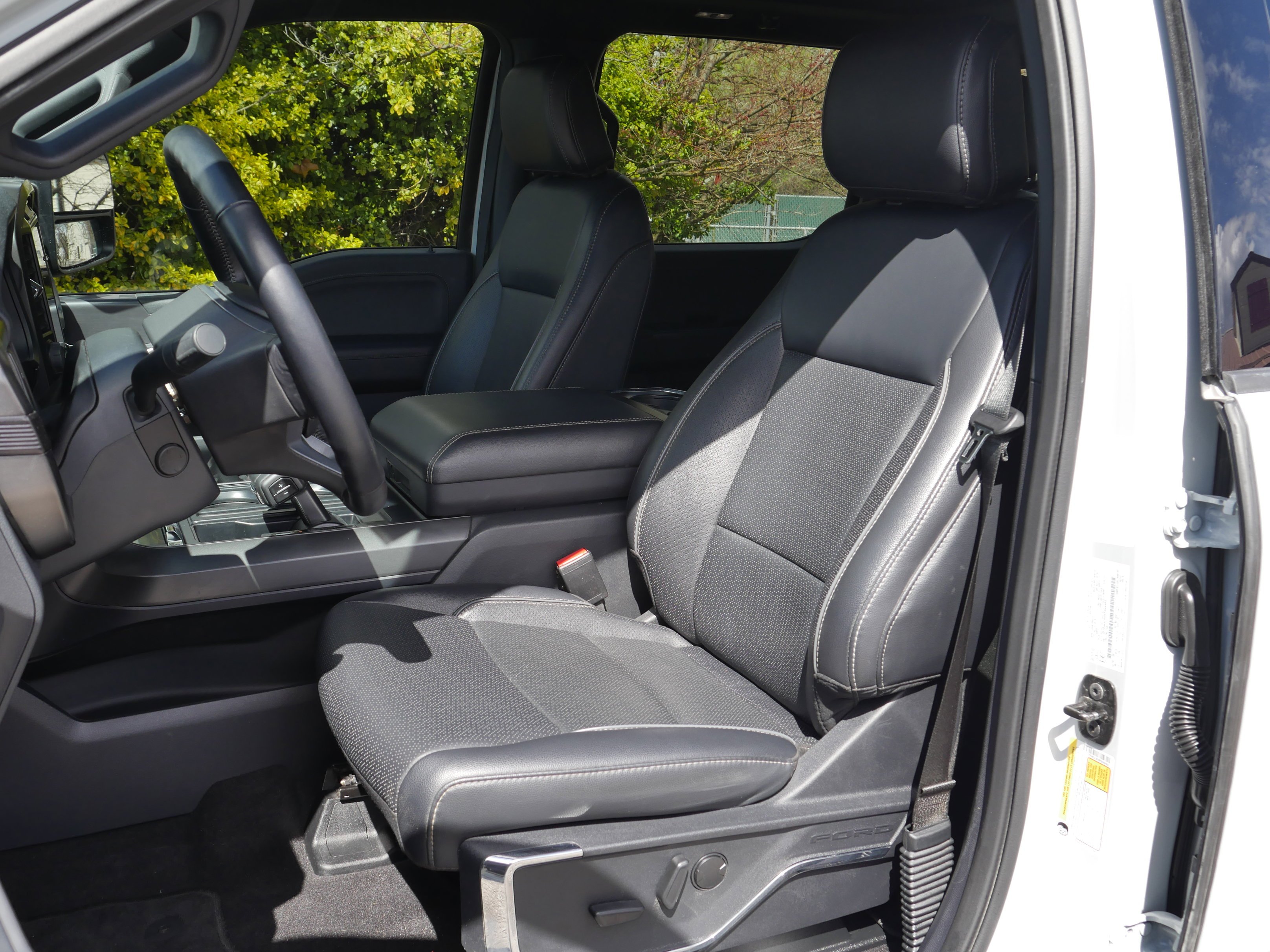 2024 Ford F-150 Lariat - Photo 38