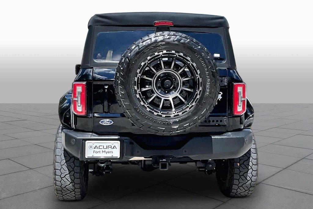 Used 2022 Black Ford Outer Banks image 5