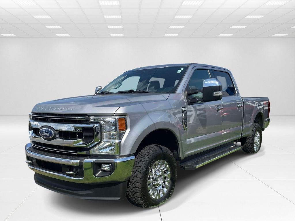 Used 2021 Silver Ford XLT image 3