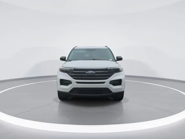 Used 2023 White Ford XLT image 3