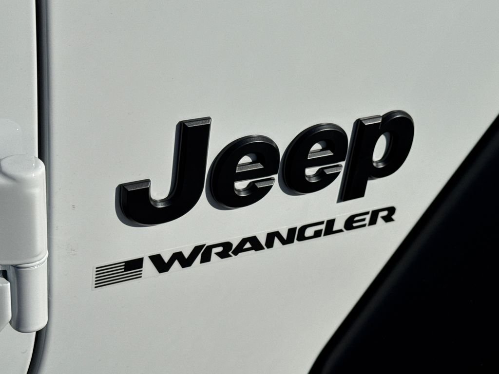 New 2026 Bright White Clear-Coat Exterior Paint Jeep Willys image 6