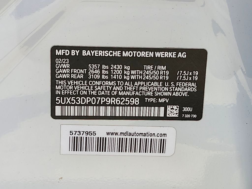 Used 2023 White BMW xDrive30i image 36