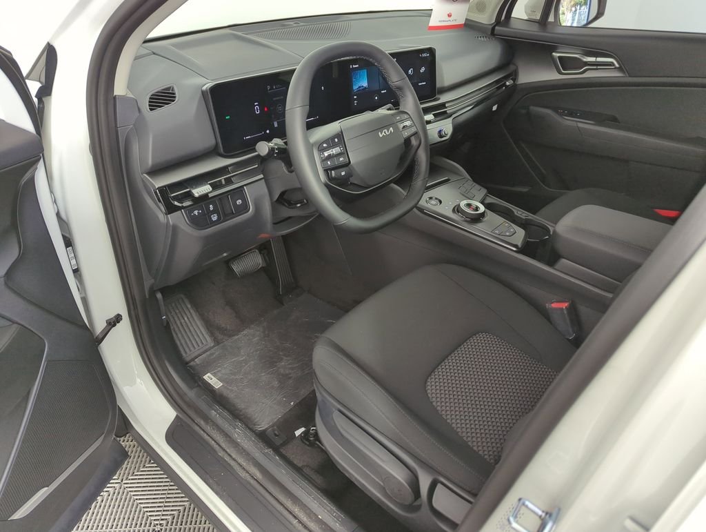 New 2026 Snow White Pearl Kia LX image 11