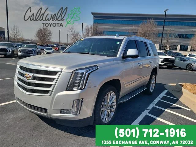 Radiant Silver Metallic 2019 Cadillac Escalade Luxury 4WD SUV / Crossover Four-Wheel Drive