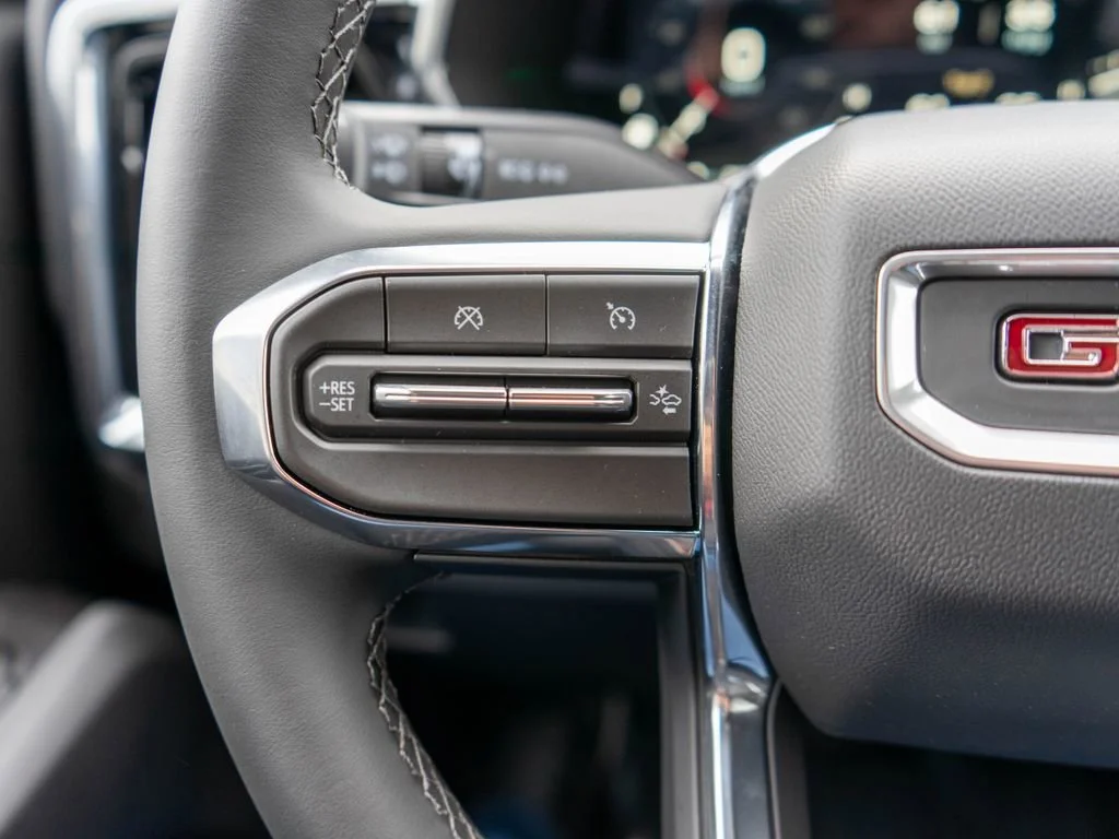 New 2026 Onyx Black GMC Elevation image 18